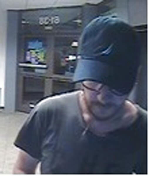 Alleged ATM skimmers at Bayside bank: NYPD