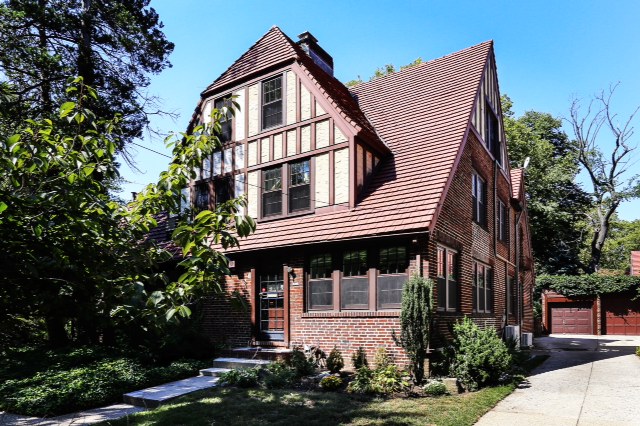 EXCLUSIVE OPEN HOUSE!! SUNDAY OCT 2ND 12-2