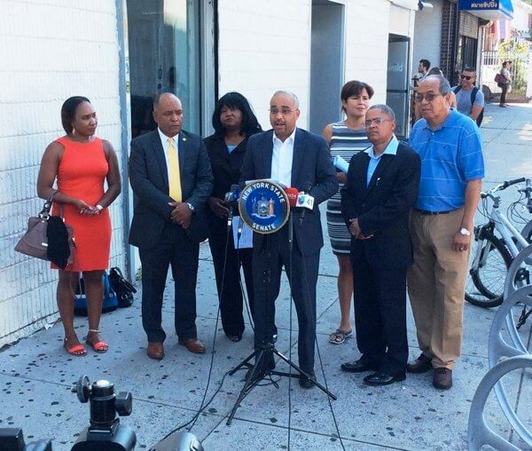 Peralta pushes to clean up Roosevelt Avenue