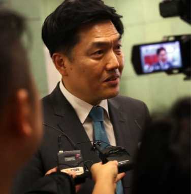 Backlash continues for Jung