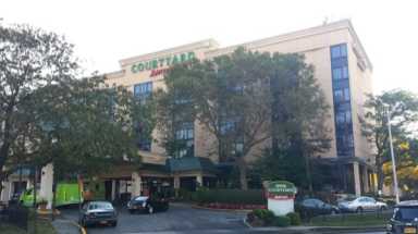 City denies it plans to shelter homeless in East Elmhurst hotel