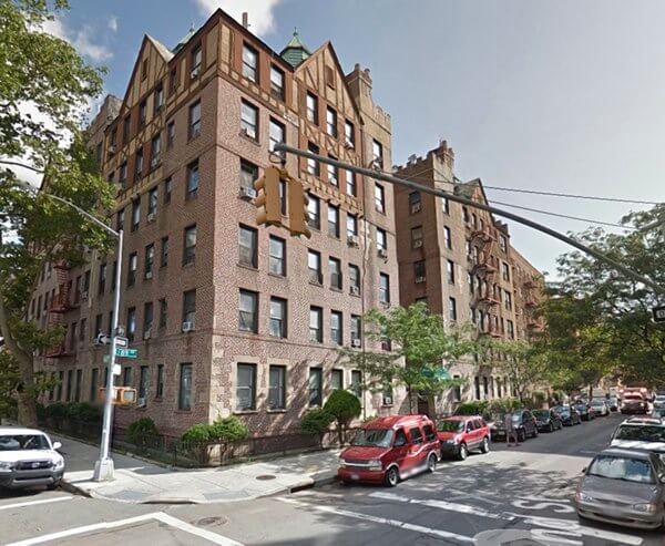 Jamaica man sets apt on fire; 11 families displaced: Red Cross