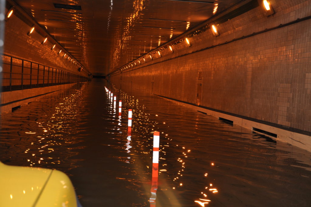 midtowntunnelflood-mta-flickr