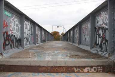 Pedestrian bridge in Bayside is coming down