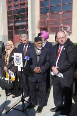 Pols call for action from Trump on hate crimes