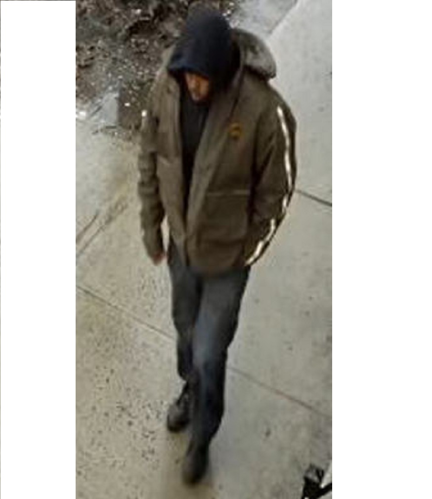 336-17 Robbery 104 Pct 1-24-17 photo of individual