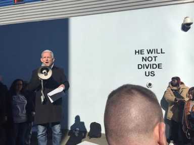 Van Bramer speaks out against Trump ban at MMI