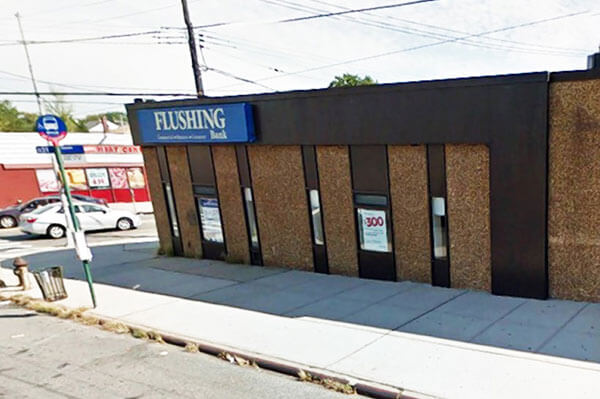 Flushing Bank sells Auburndale building