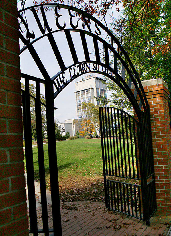 Queens College tops list of colleges that move students to financial prosperity