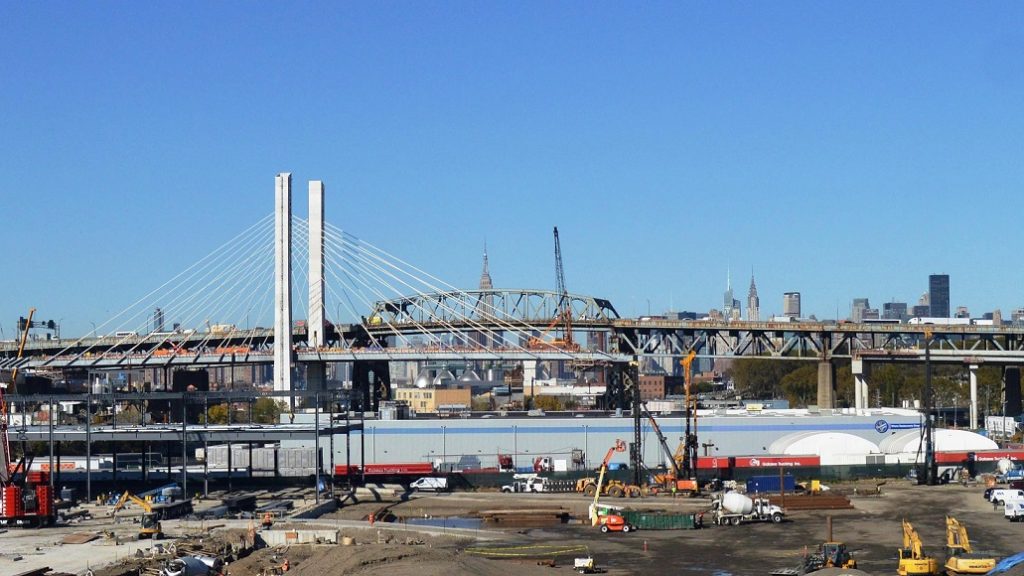 Main-Span-New-Bridge-Construction-Seen-from-Queens-Nov-2016