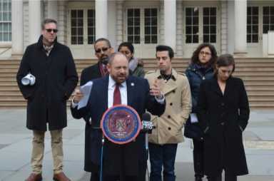 Lancman calls on mayor to take further steps to protect immigrants