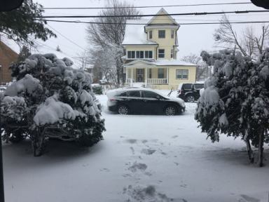 Mayor visits Queens to check on plowing