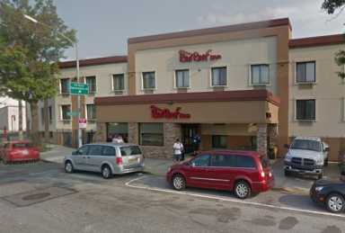 RED ROOF INN