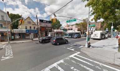 Elderly Flushing pedestrian dies after being struck by tow truck