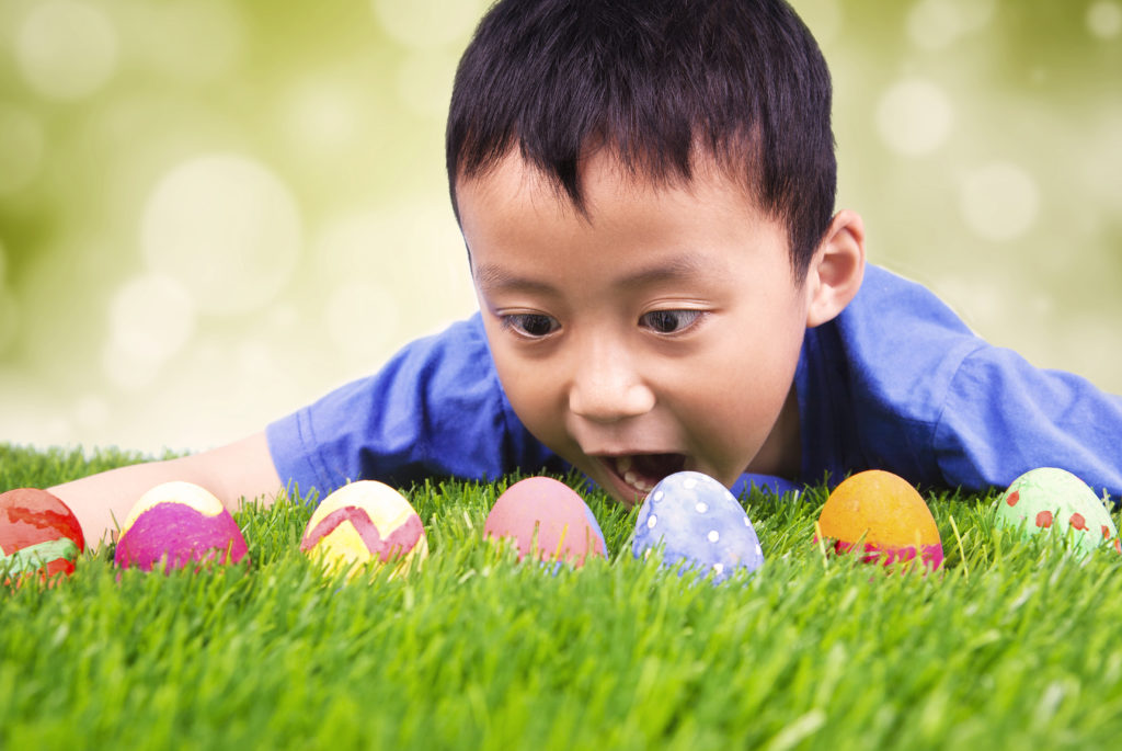 Here are 10 places where you can take your kids to hunt for Easter eggs