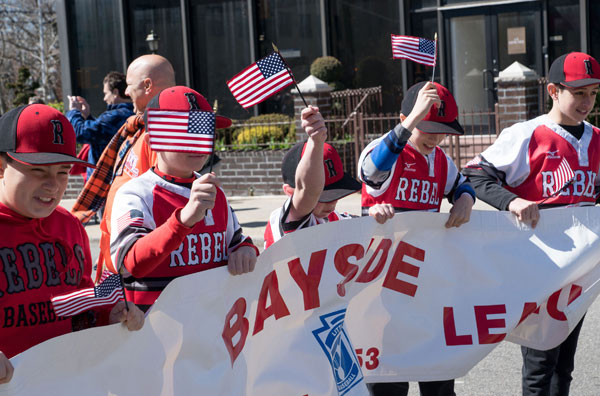 Bayside Little League kicks off new season with parade