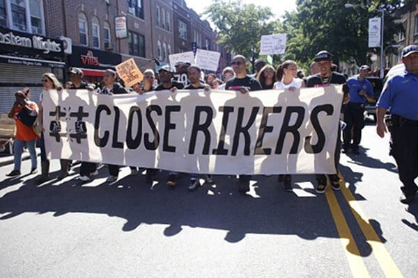 Mayor de Blasio changes course to call for closure of Rikers Island