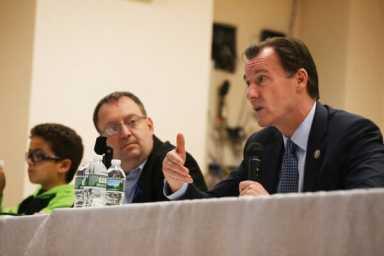 Suozzi addresses Whitestone’s concerns at town hall meeting