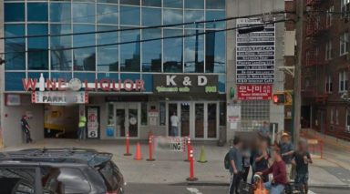 The K&D Internet Cafe at 38-19 Union St. in Flushing, where police say a 19-year-old was fatally stabbed on April 26.