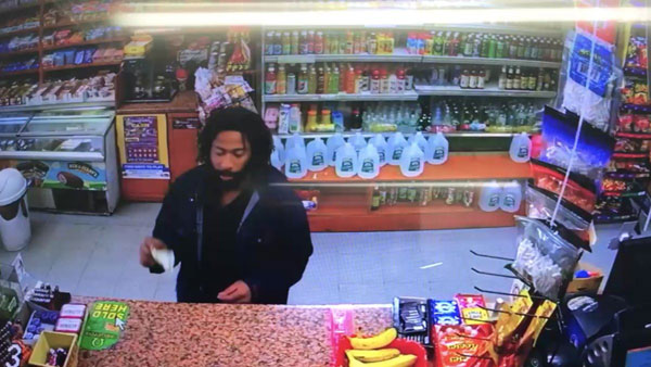 Employee slugged as man steals tip jar at Long Island City bagel store: NYPD