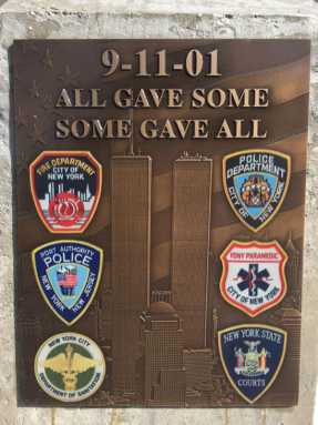 9/11 memorial draws crowds in Bayside