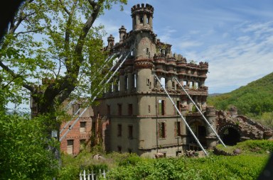 Old munitions castle on Bannerman’s Island.