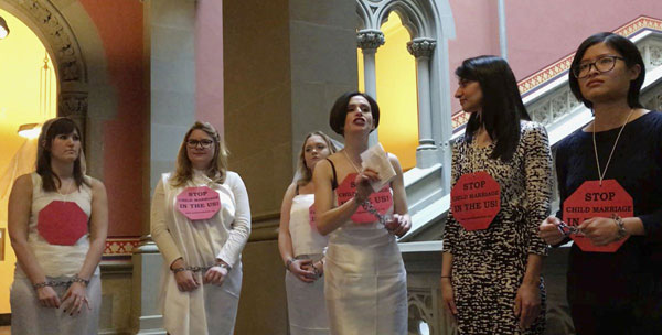 Gov. Cuomo signs law outlawing child marriage in New York