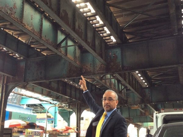 Senate passes Peralta bill instructing MTA to study lead paint levels on No. 7 subway line