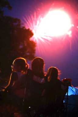 Vallone announces details for Independence Day celebrations at Fort Totten