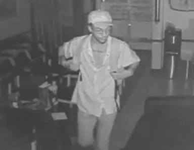 Police searching for man wanted in Flushing burglary