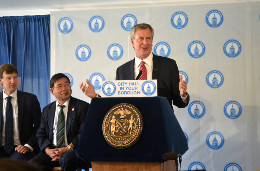 Mayor in Flushing (3)