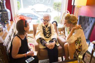 Fashion Icon: Astoria native Iris Apfel still in the spotlight at 95 years old