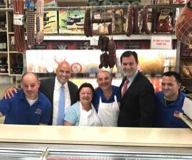 Suozzi endorses Vallone in his re-election bid