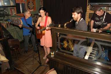 Astoria native fronts rock-and-roll group Toy Animals