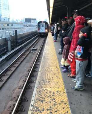 Transit advocates urge city candidates to champion transit improvements