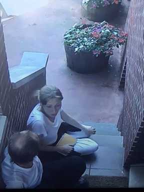 Cops seek two suspects in Maspeth burglaries