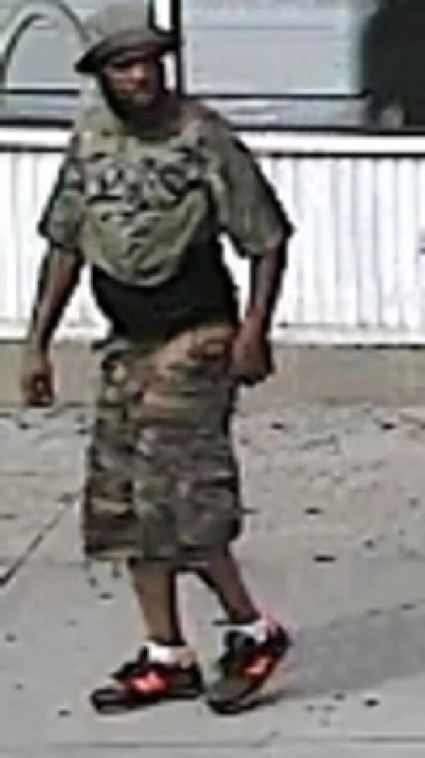 Man snatches necklace from 16-year-old girl in Astoria: NYPD