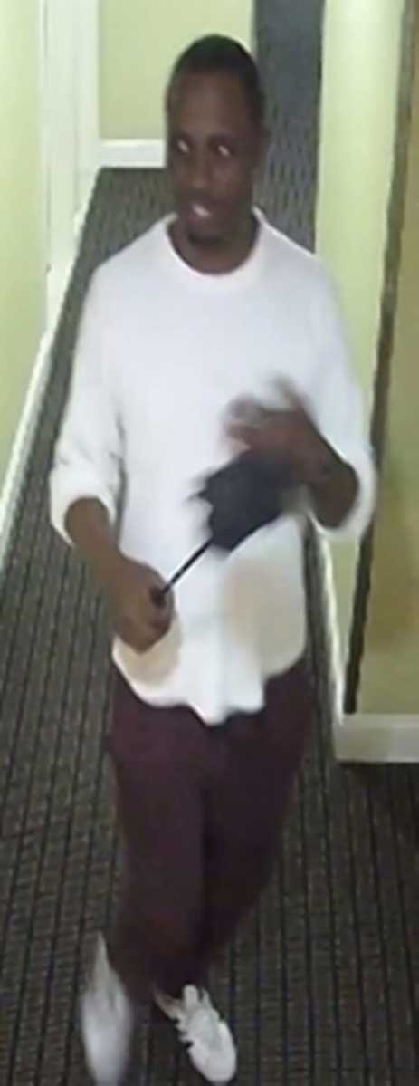 Astoria man assaulted and robbed at home: NYPD
