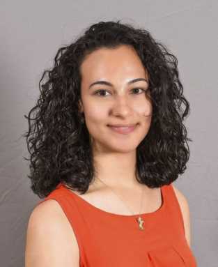 Six Queens students receive $12,000 in scholarships