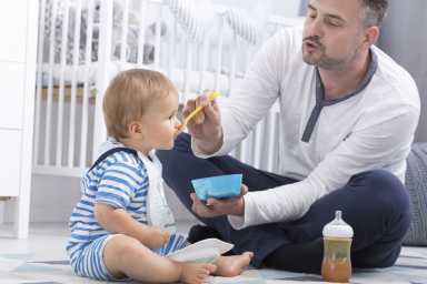 shutterstock_dad and child