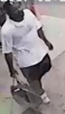 Man steals clothes at Steinway Street store, pulls knife on employee: NYPD
