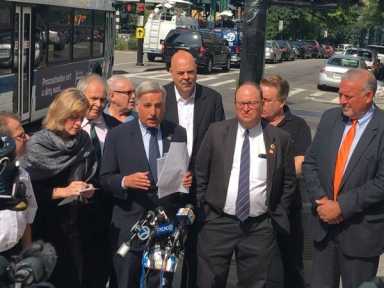 Queens pols speak out against tolling on free East River bridges