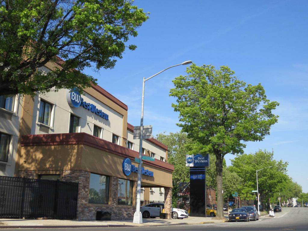 BEST WESTERN