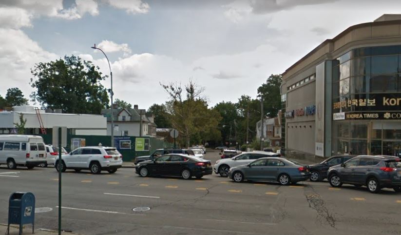 Northern and 150th Pl