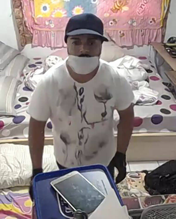 Police searching for man in Flushing burglary