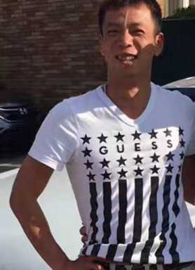 Man wanted for grand larceny in Flushing