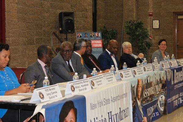 Comrie hosts town hall in St. Albans to debate possible Constitutional Convention