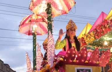 Diwali lights up Richmond Hill