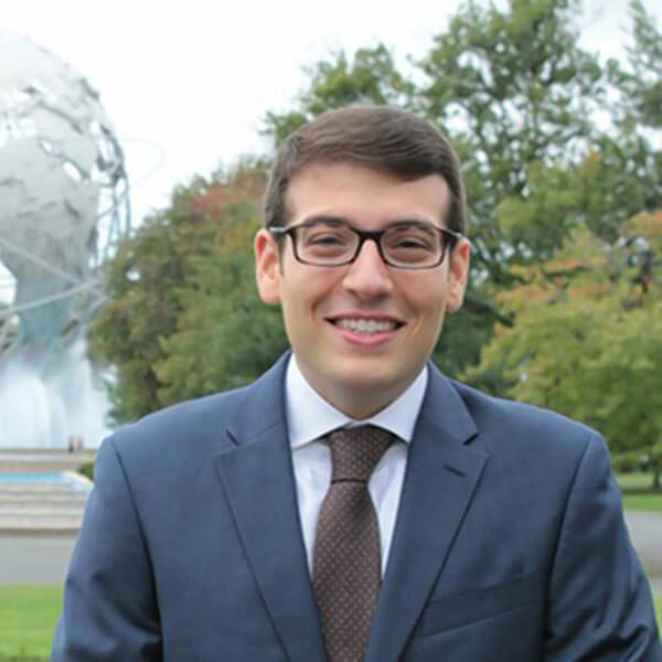 Queens Dems nominate ‘standard bearer’ for vacant Simanowitz seat