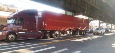 City will ban trucks making deliveries during rush hour on Roosevelt Avenue
